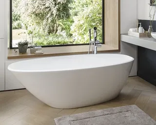 Mozzano Freestanding bath 1645 x 741mm, without overflow image